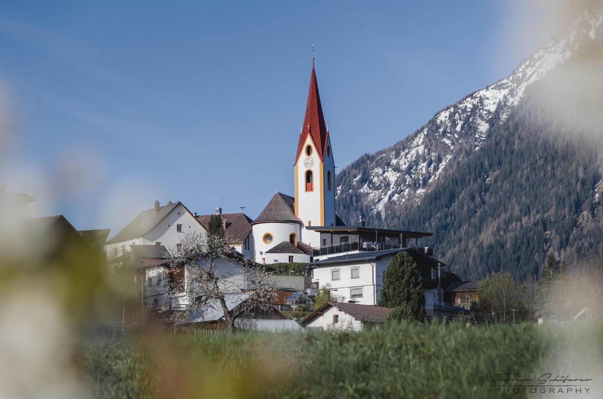 Gasthof Alpenblick Tobadill Exterior photo
