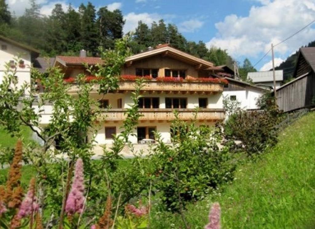 Gasthof Alpenblick Tobadill Exterior photo